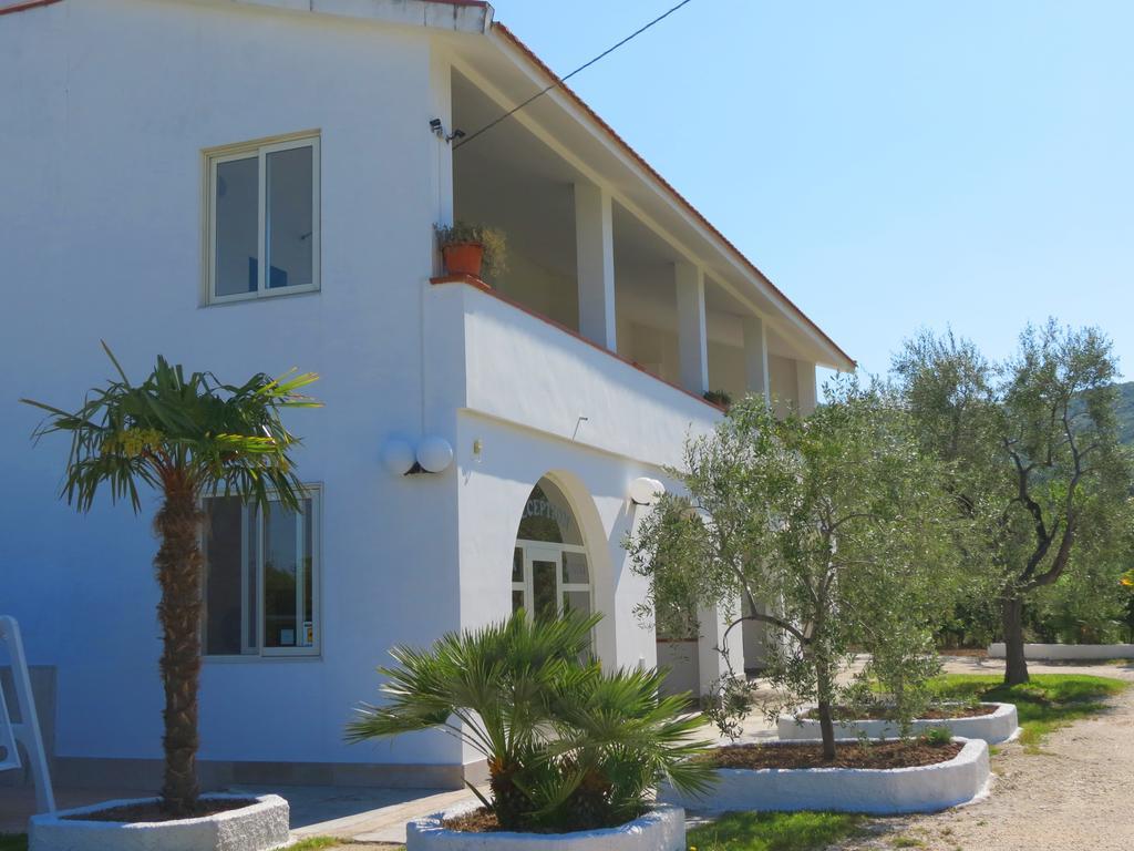 Hotel Residence Villa Ascoli Vieste Exterior photo